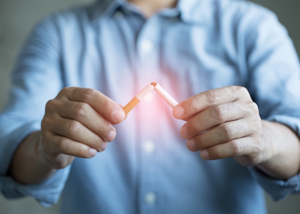 Tupakan syöpäriski puolittuu 10–15 vuotta lopettamisesta