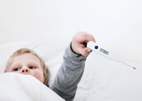 Lasten alahengitystieinfektioita ei kannata hoitaa antibiooteilla